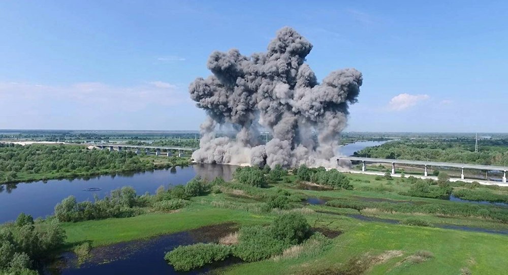 Ликвидация 190 метров пролета аварийного моста через реку Припять